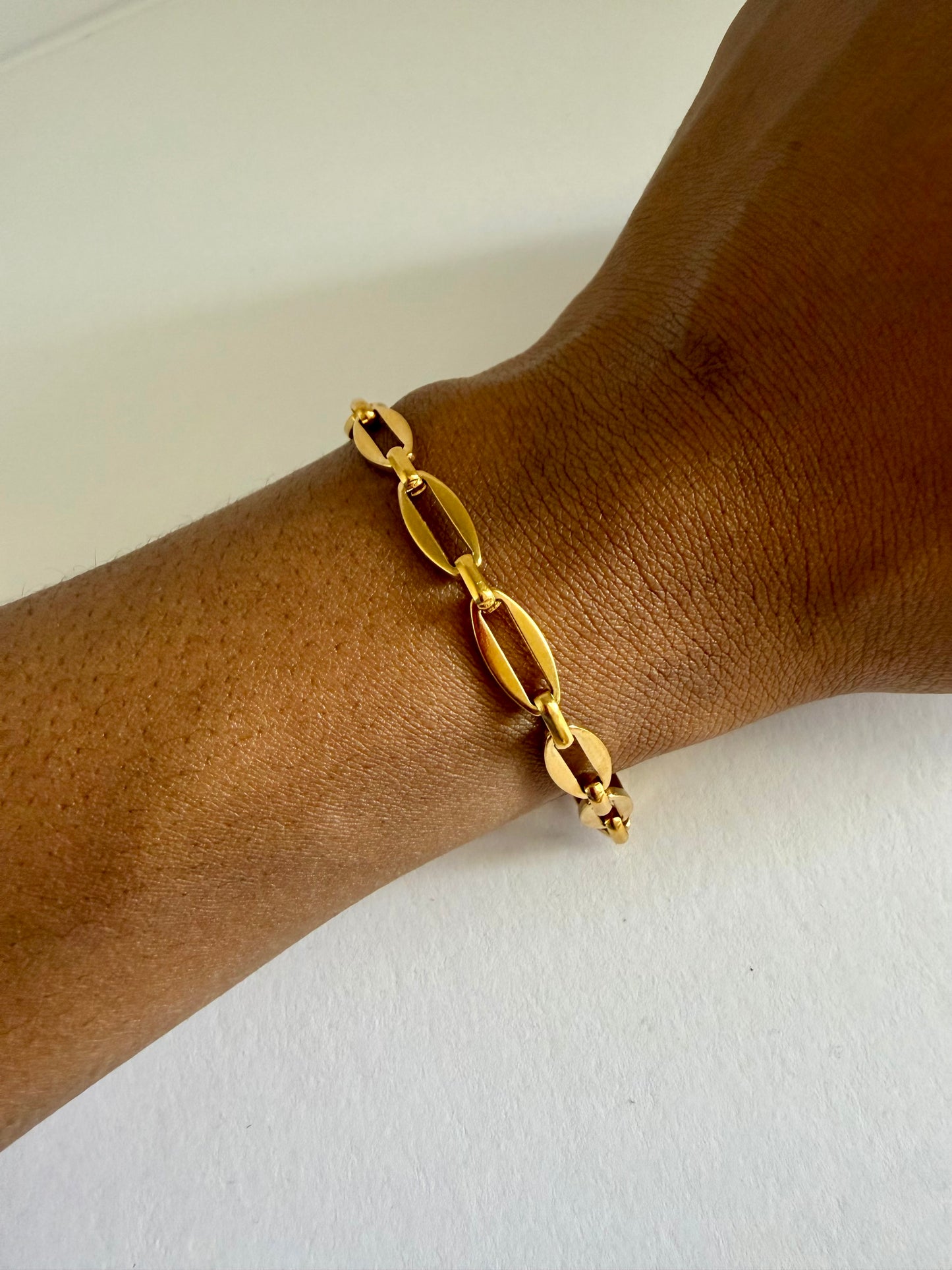 Ara Link Bracelet