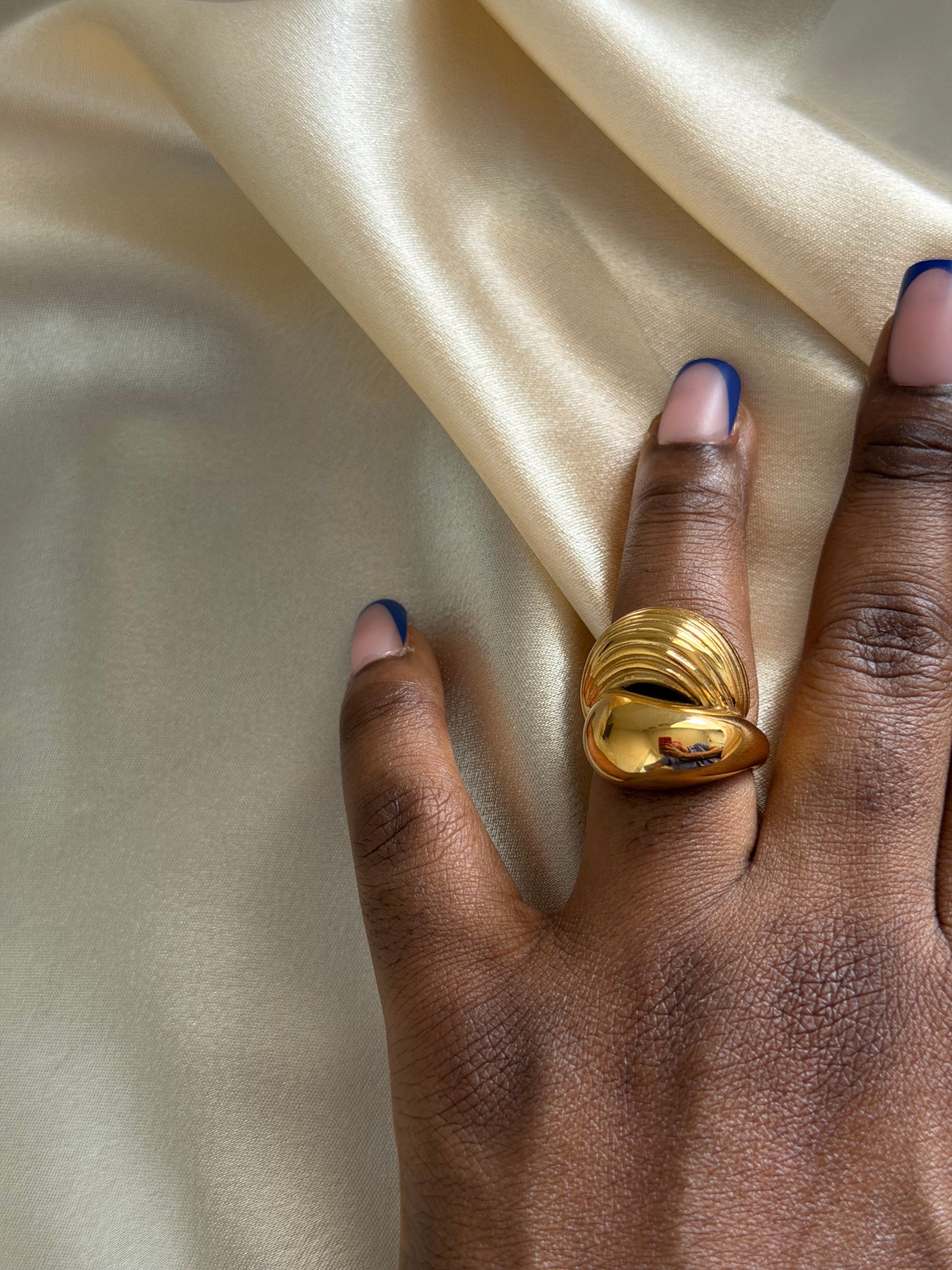 Ola Shell Ring