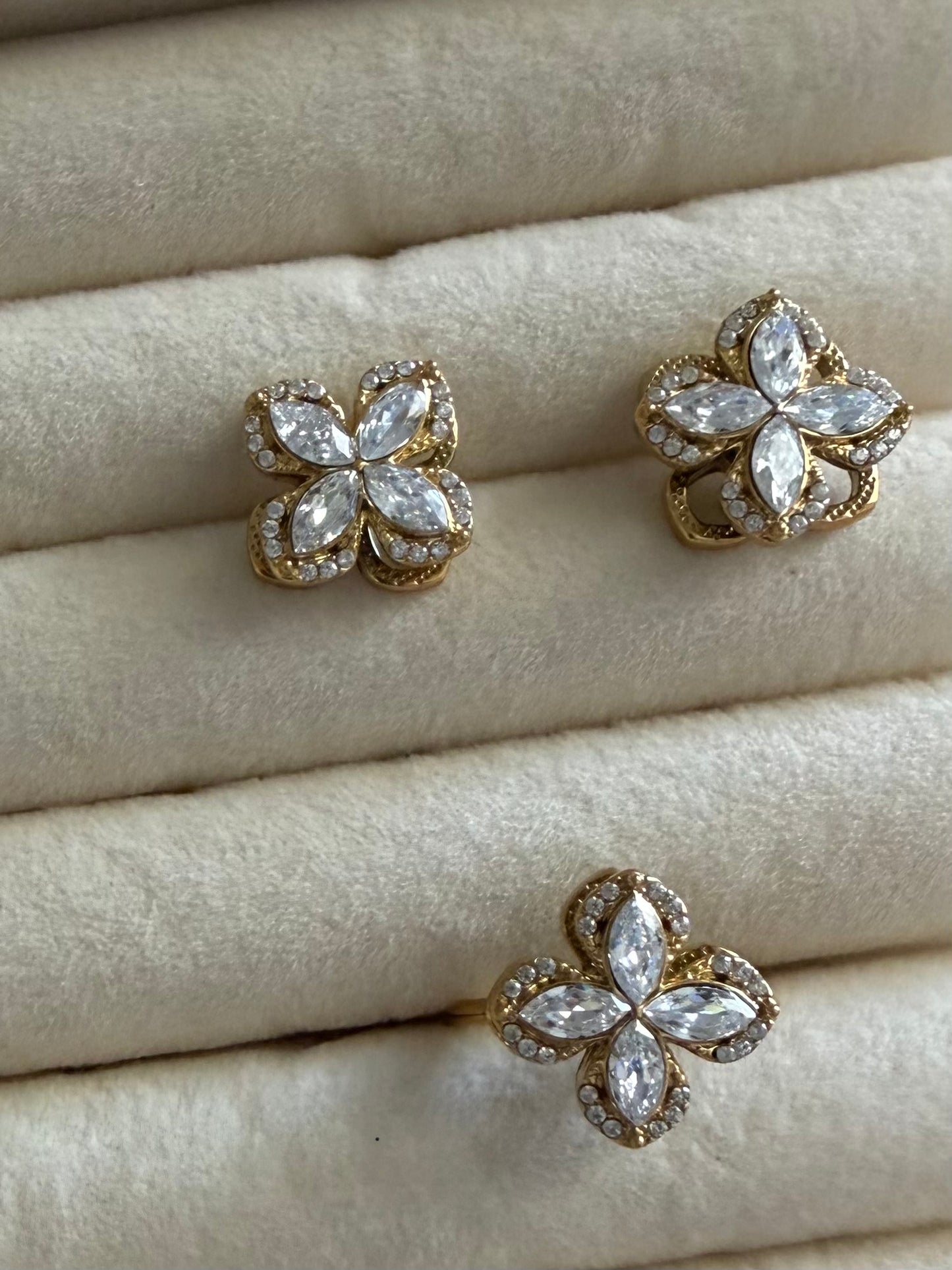 Ewa Bloom Set
