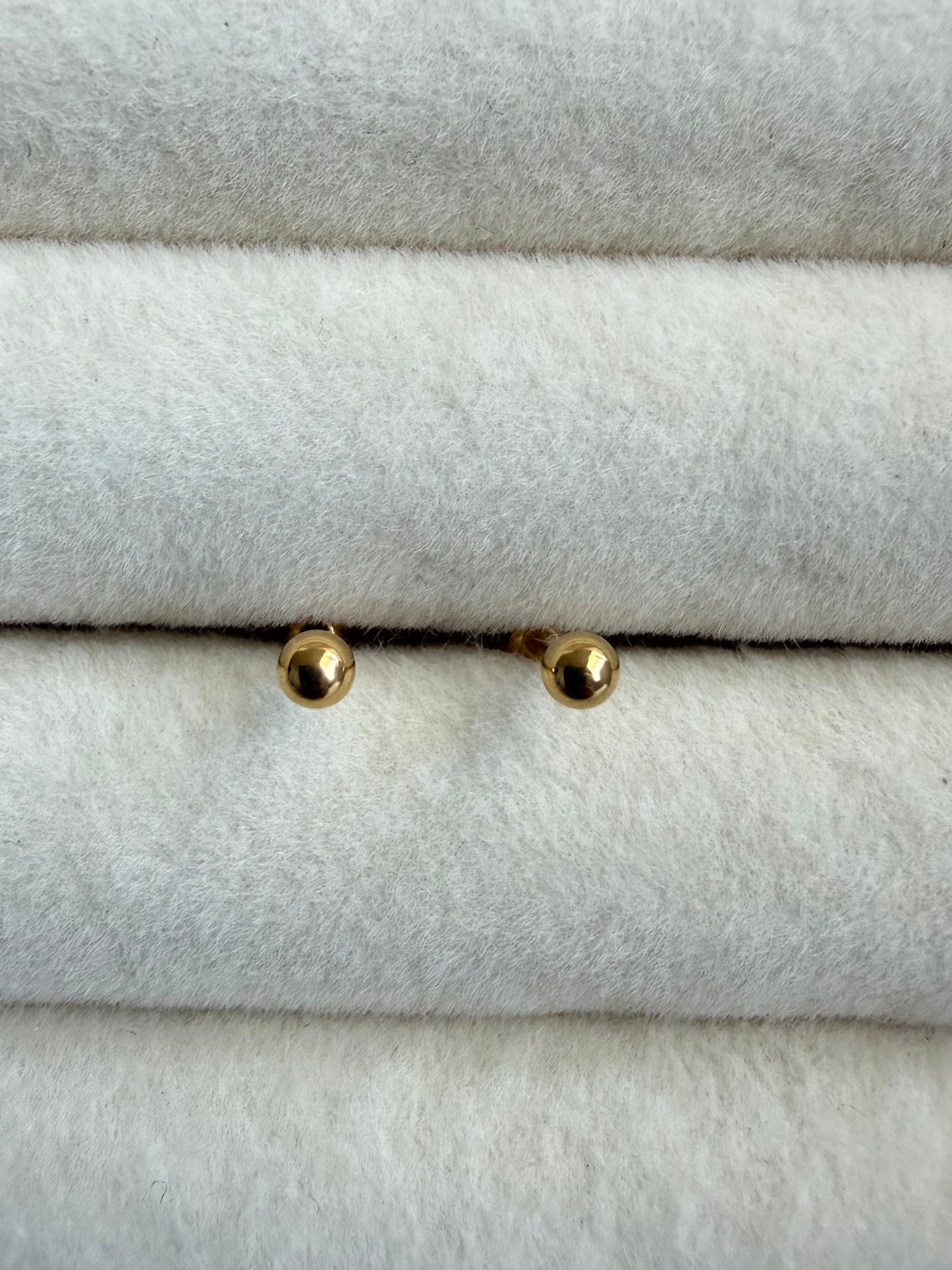 Ewa Mini Stud Set