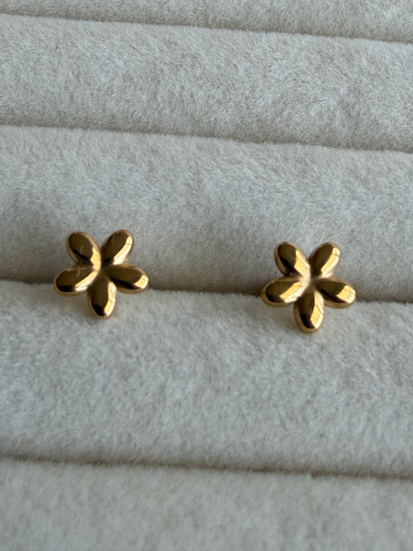 Ewa Mini Stud Set