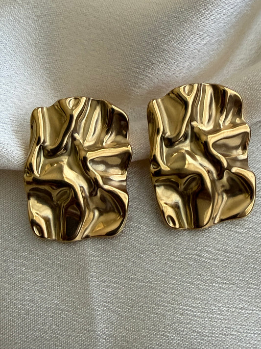 Ola Studs (Crushed Texture)