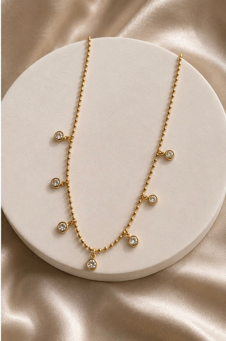 Adun Drop Necklace